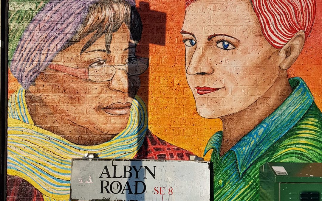 Kath Duncan / Barbara Raymond mural on Albyn Road